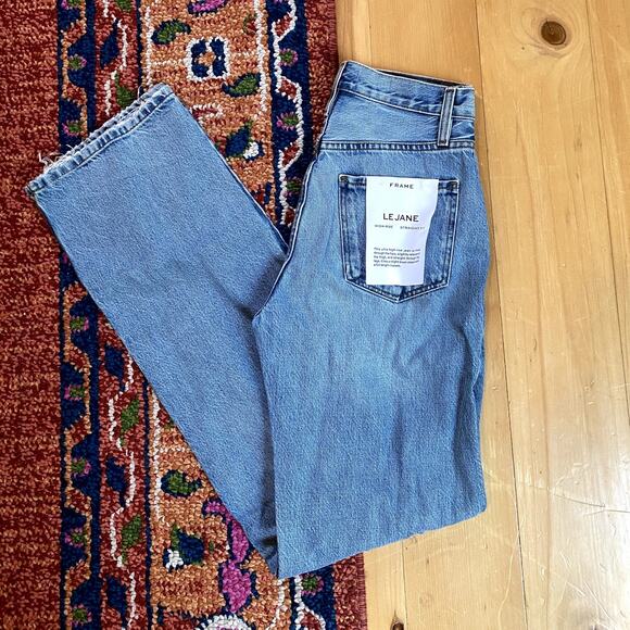 FRAME Jeans Le Jane Distressed - Picture 1 of 13
